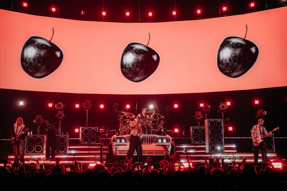 Łódź. 5 Seconds Of Summer w Atlas Arenie w Łodzi. Wielkie show i hala pękająca w szwach!