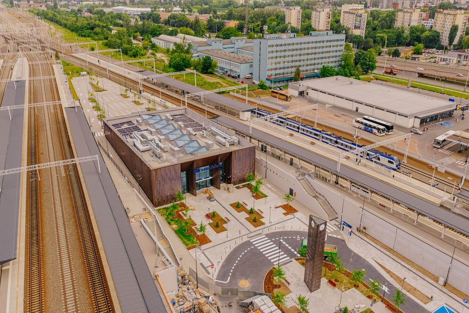 Łódź. Remont dworca Łódź Kaliska coraz bliżej końca. Wiemy, na kiedy zaplanowano otwarcie! [ZDJĘCIA]