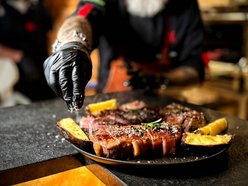 Łódź. Steki w Łodzi. Ogień i Sól, Steakownia, Tango Argentino Steakhouse i więcej