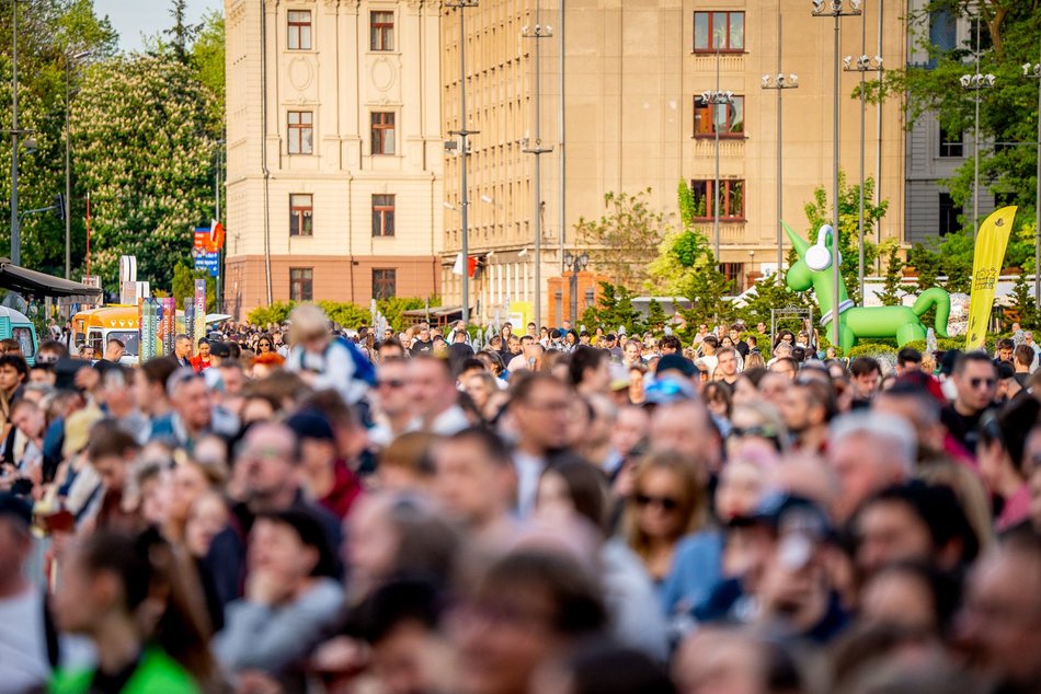 Łódź. T.Love porwało tłumy w Manufakturze! Muniek Staszczyk zaśpiewał największe hity!
