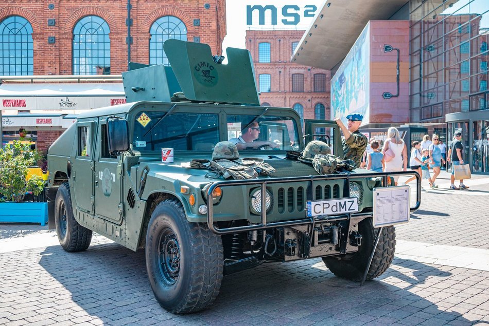 Piknik weterana w Manufakturze