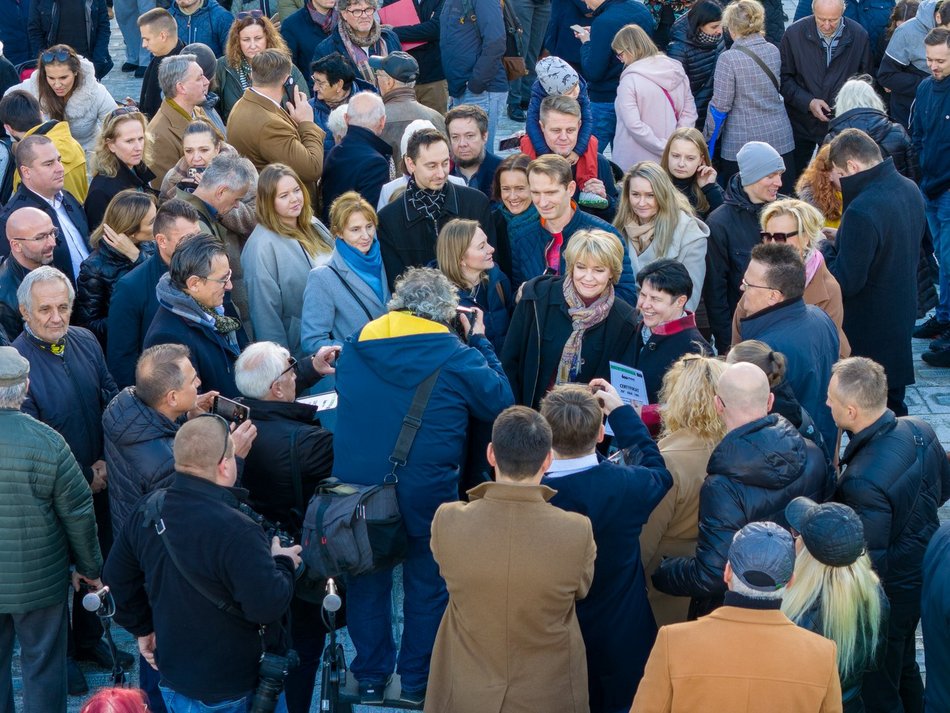 Odsłonięcie pomnika na placu Wolności