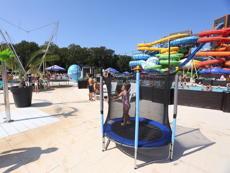 Wyskocz na trampoliny w Aquaparku Fala w Łodzi!