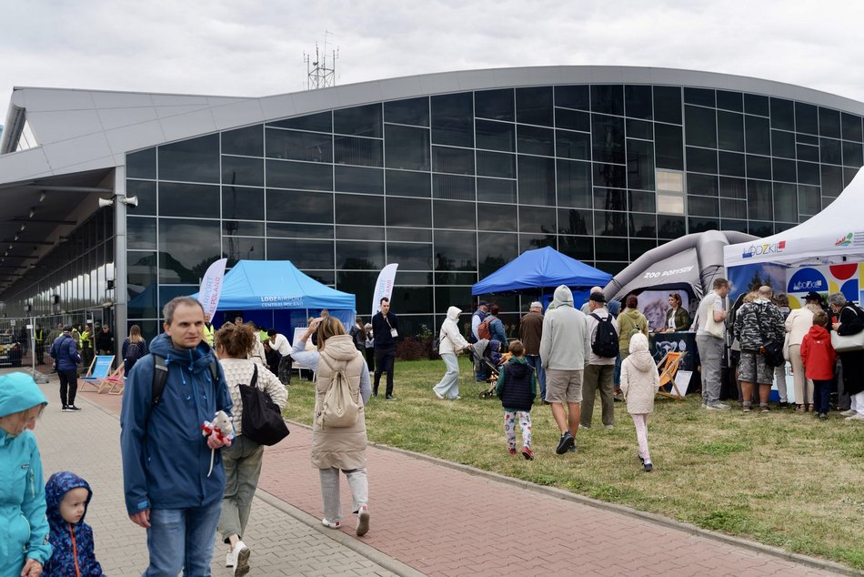 Wielki piknik lotniskowy w Łodzi. Tak łodzianie świętowali 100-lecie lotniska!