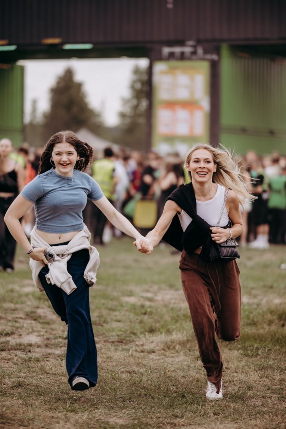 Łódź Summer Festival 2025 wystartował! Otwarcie bram i tłumy biegnące pod scenę!