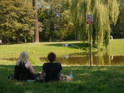 Łódź. Relaks na świeżym powietrzu w Łodzi? Księży Młyn i park Źródliska idealne na długi weekend