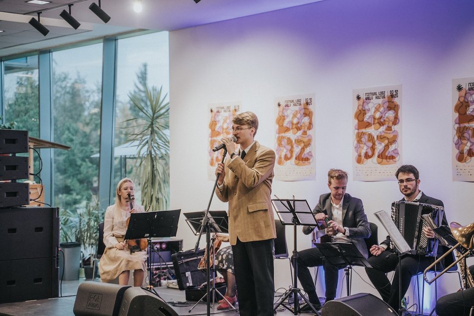 Łódź. Potańcówka w stylu retro? W Centrum Dialogu w Łodzi to możliwe!