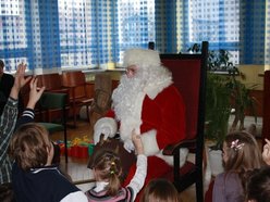 Łódź. Mikołaj w Łodzi do wynajęcia nie tylko na Wigilię. Sprawdź ceny na urodziny, bankiety i eventy