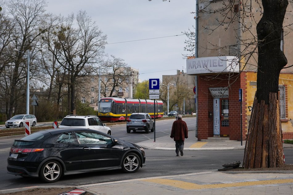 Łódź. Tramwaje MPK Łódź wróciły na Pabianicką! Czy to koniec zmian dla pasażerów?