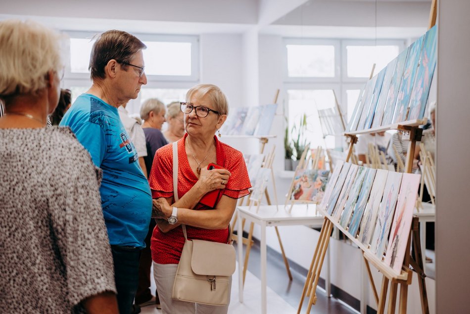 Łódź. Wernisaż prac seniorów z CZAS-ów w Łodzi. Jest co oglądać!