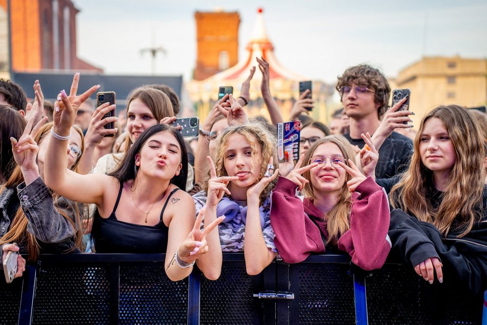 Łódź. T.Love porwało tłumy w Manufakturze! Muniek Staszczyk zaśpiewał największe hity!
