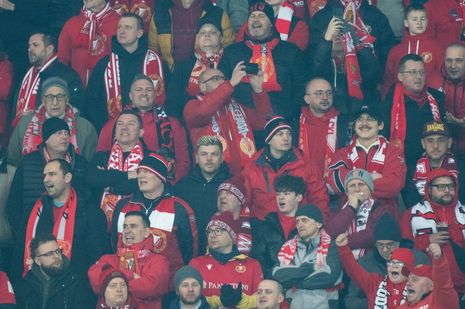 Łódź. Kibice na meczu Widzew Łódź - Lech Poznań. Byłeś/aś? Znajdź się w galerii!