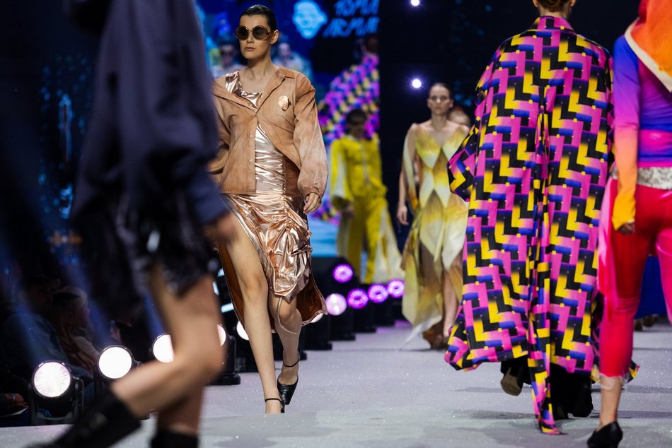 Moda, sztuka i dobre serca. Nadchodzi gala „poMocni w Modzie by Plesiak” w Łodzi