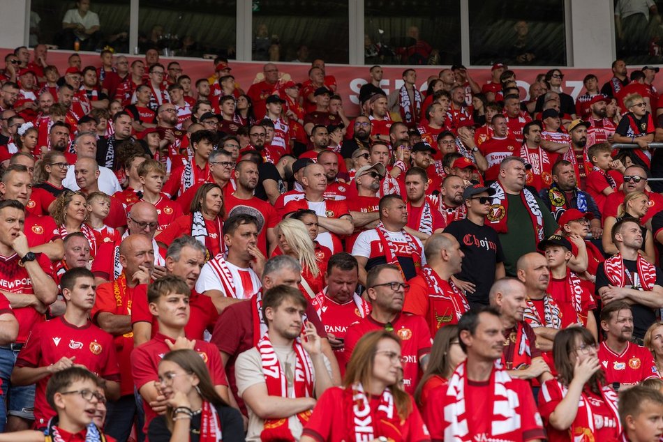 Łódź. Kibice na meczu Widzewa Łódź z Zagłębiem Lubin. Byłeś? Odszukaj się w galerii