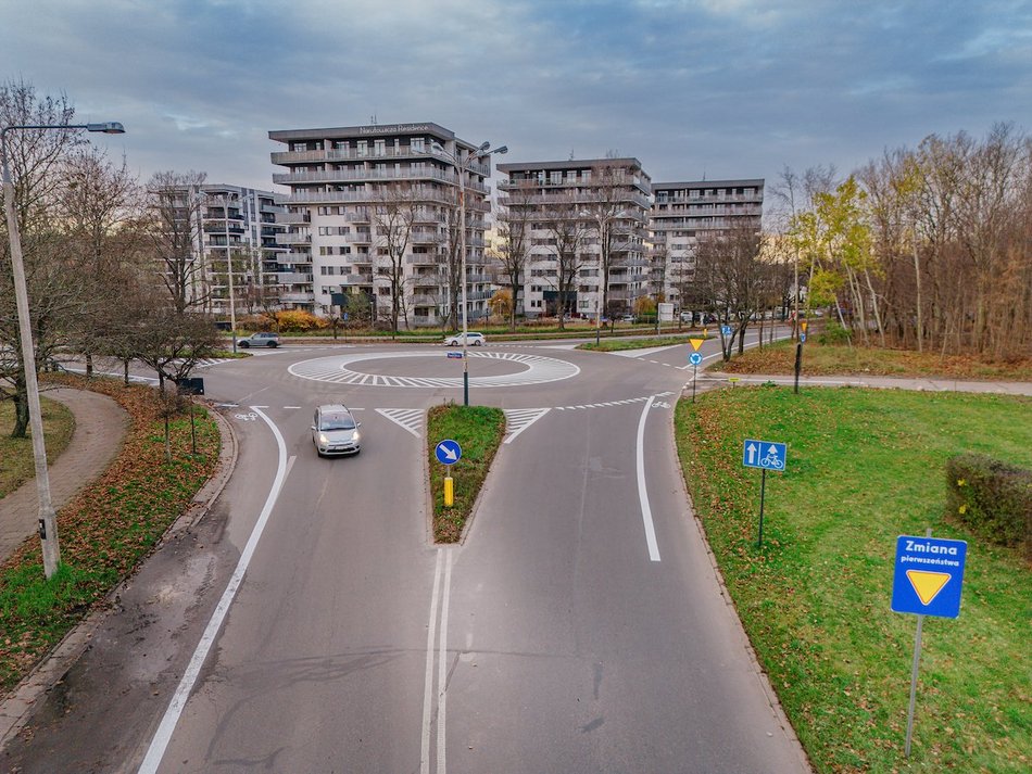 Łódź. Rondo na Radiostacji. Obowiązuje nowa organizacja ruchu