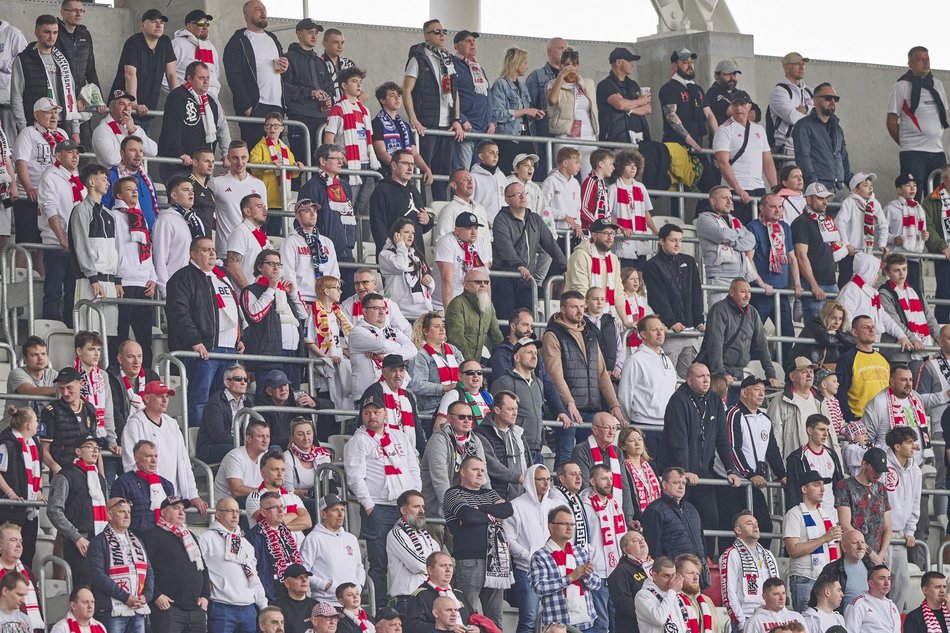 Kibice ŁKS Łódź na meczu z Radomiakiem Radom