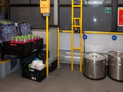 Łódź. Autobus dla osób w kryzysie bezdomności w Łodzi wyruszył w trasę