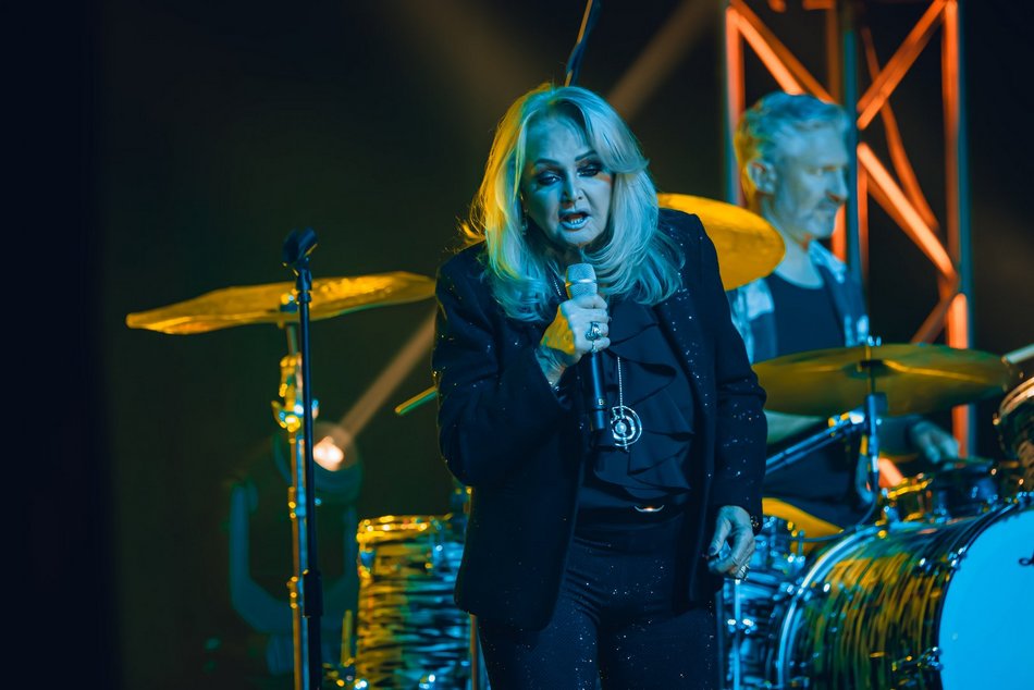 Łódź. Bonnie Tyler dała czadu w Sport Arenie w Łodzi! Nie byłeś? Zobacz!
