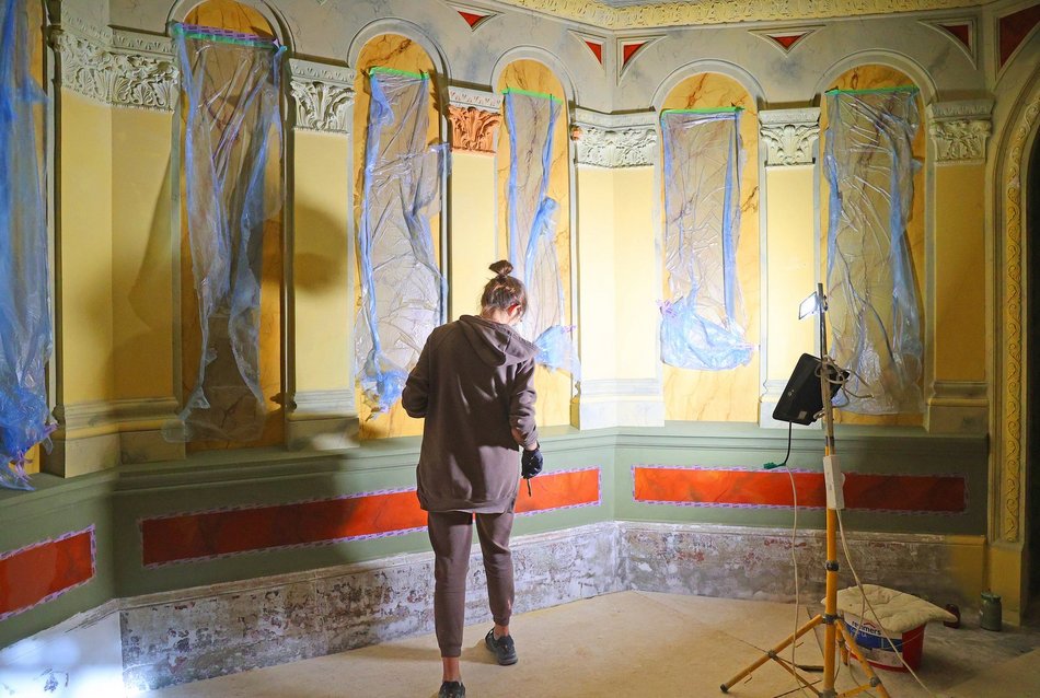 Łódź. Wielkie odkrycia w cerkwi św. Newskiego w Łodzi. Dzwon z 1903 roku, dawne zdobienia, ikony i więcej