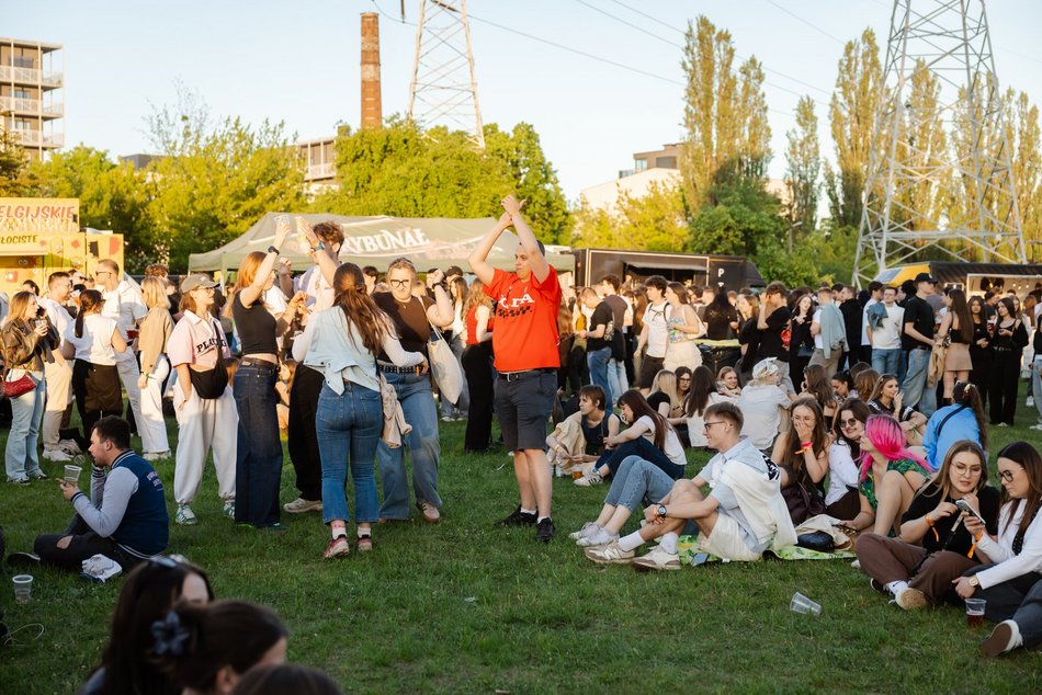 Łódź. Tłumy na Juwenaliach 2026 w Łodzi. Byłeś/aś pierwszego dnia? Znajdź się na zdjęciach!