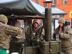 Łódź. Moc atrakcji w Manufakturze na WOŚP 2026 w Łodzi! Wikingowie, strażacy, pokazy i więcej
