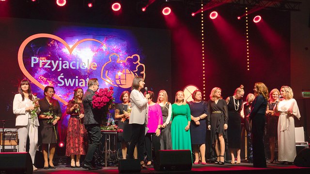 Fundacja Przyjaciele Świata. 200 tys. zł dla placówek z Łodzi zebrano podczas kolacji charytatywnej