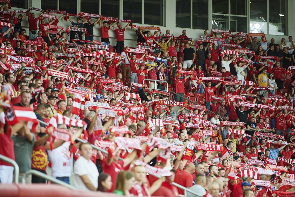 Mecz Widzew Łódź kontra Puszcza Niepołomice. Odszukaj się na zdjęciach z trybun!