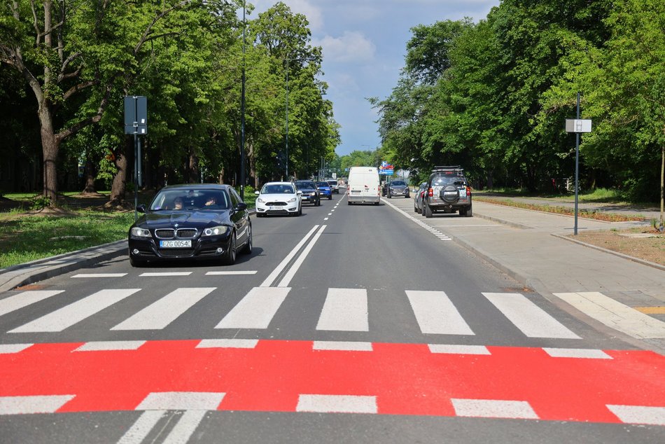 Wojska Polskiego po remoncie - przejścia dla pieszych