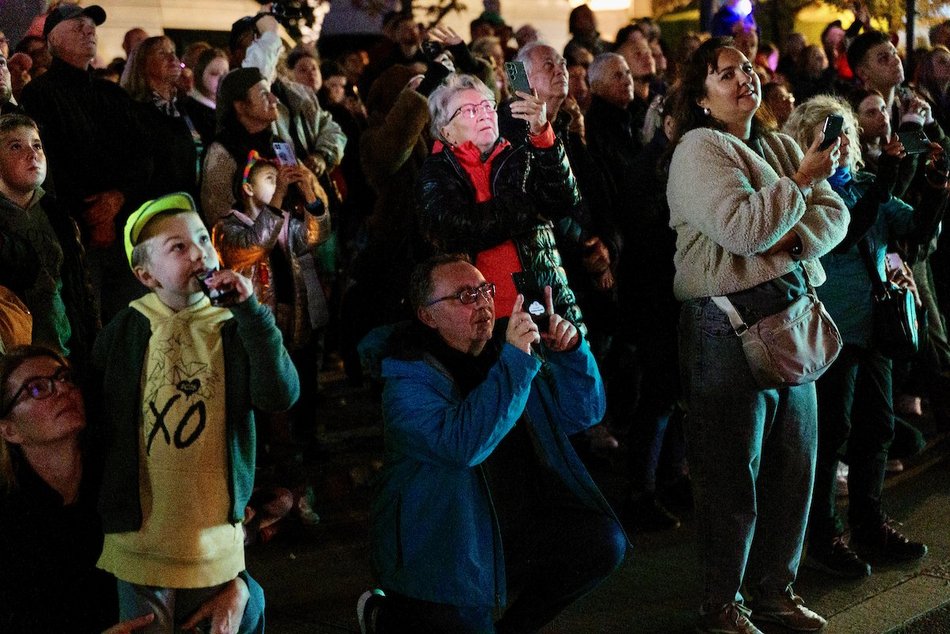Byliście już w parku Sienkiewicza? Bajkowy świat Light Move Festival 2025 Łódź [ZDJĘCIA]
