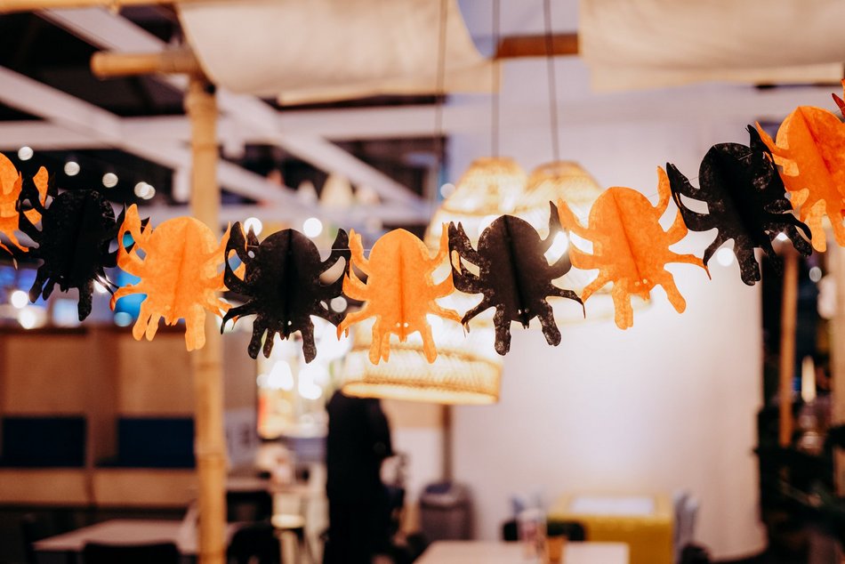 Łódź. Halloween w Aquaparku Fala. Upiorna muzyka, niespodzianki i pływający kościotrup!