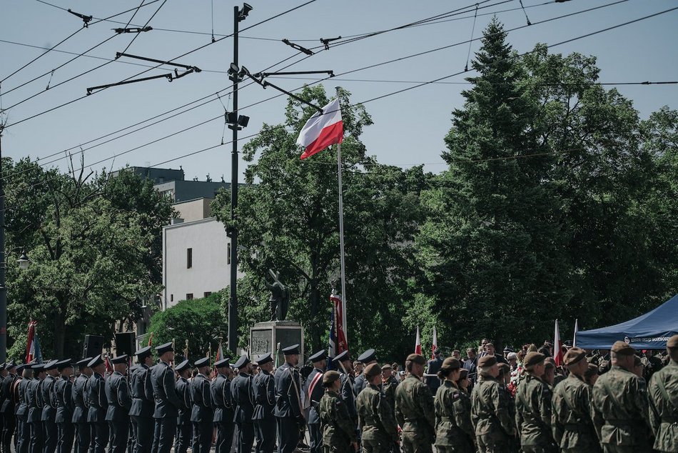 Łódź. Święto Wojska Polskiego w Łodzi. Wielka parada, piknik, rekonstrukcje historyczne