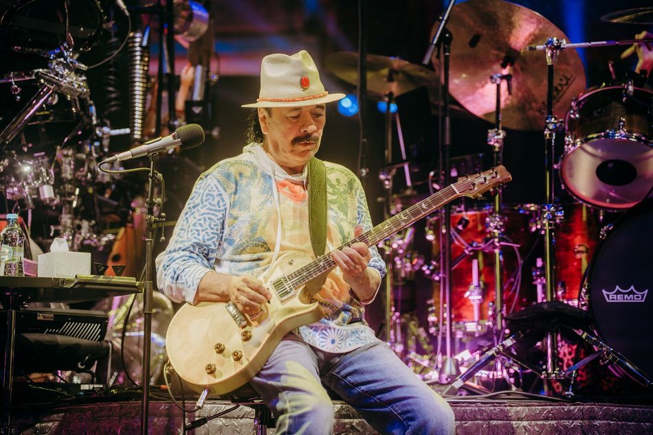 Carlos Santana wystąpił w Łodzi. Byłeś? Odszukaj się w galerii