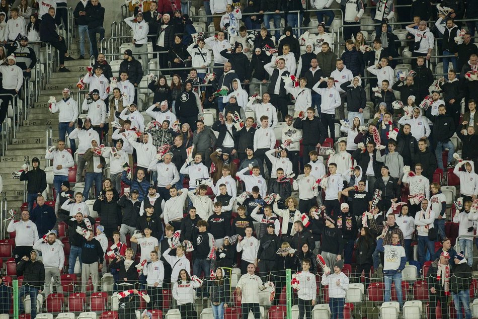 Kibice na meczu ŁKS Łódź - Raków Częstochowa