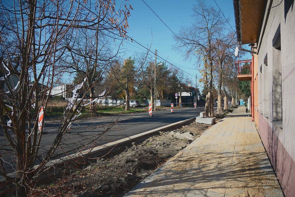 Łódź. Remont Dubois w Łodzi. Na kolejnym odcinku widać już nową nawierzchnię