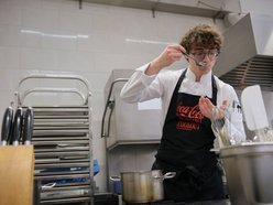 Łódź. Uczniowie Zespołu Szkoł Gastronomicznych w Łodzi