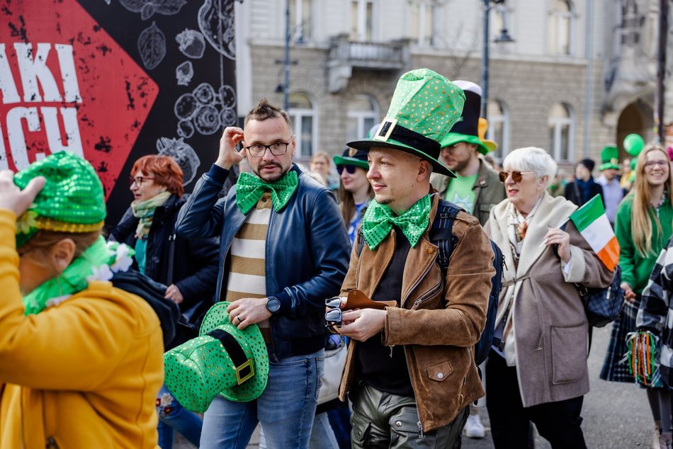 Zielona parada przeszła Piotrkowską! Tłumy świętują z okazji Dnia Świętego Patryka