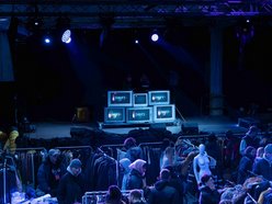 Łódź. Targi Thrift Up na OFF Piotrkowska w Łodzi. Odzież designerska, vintage i sportowa na wyciągnięcie ręki