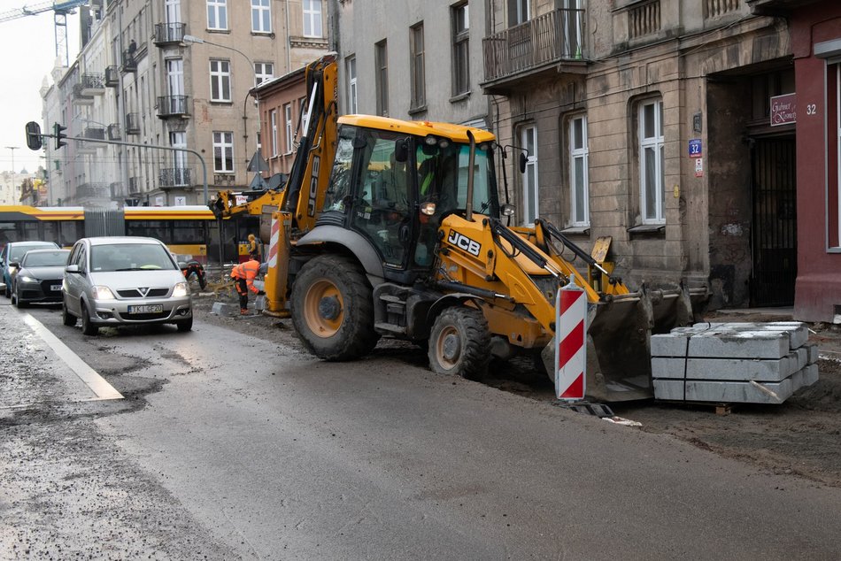 Struga w remoncie. Nowa jezdnia i chodniki od Żeligowskiego do Wólczańskiej