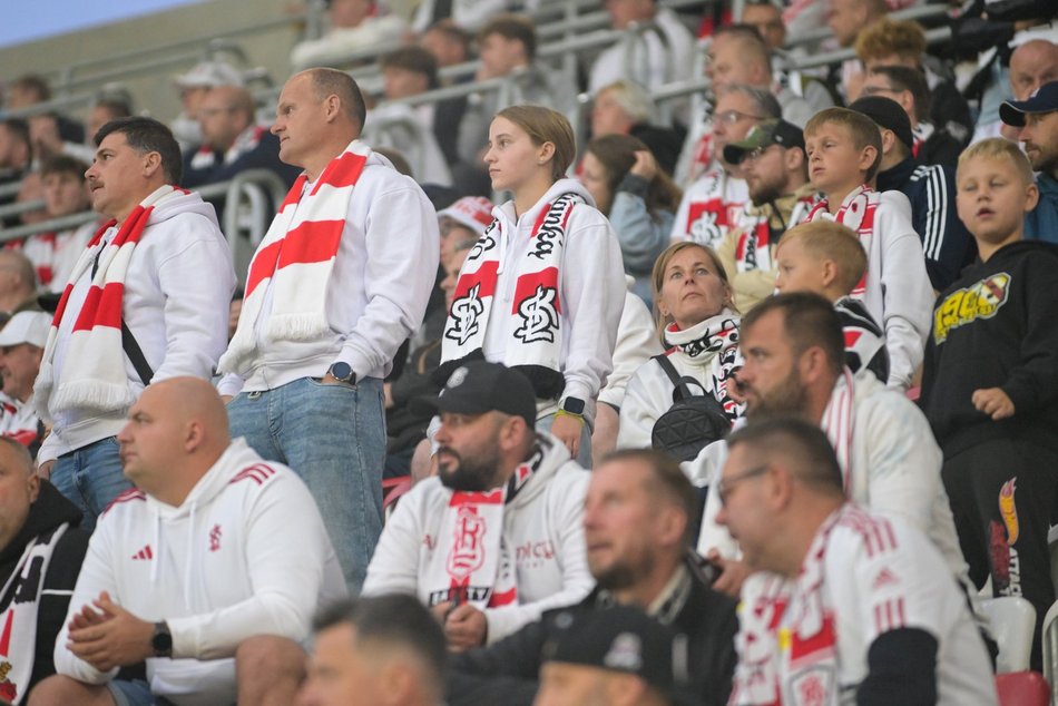 Kibice na meczu ŁKS Łódź z Polonią Warszawa. Byłeś/aś tam? Znajdź się w galerii!
