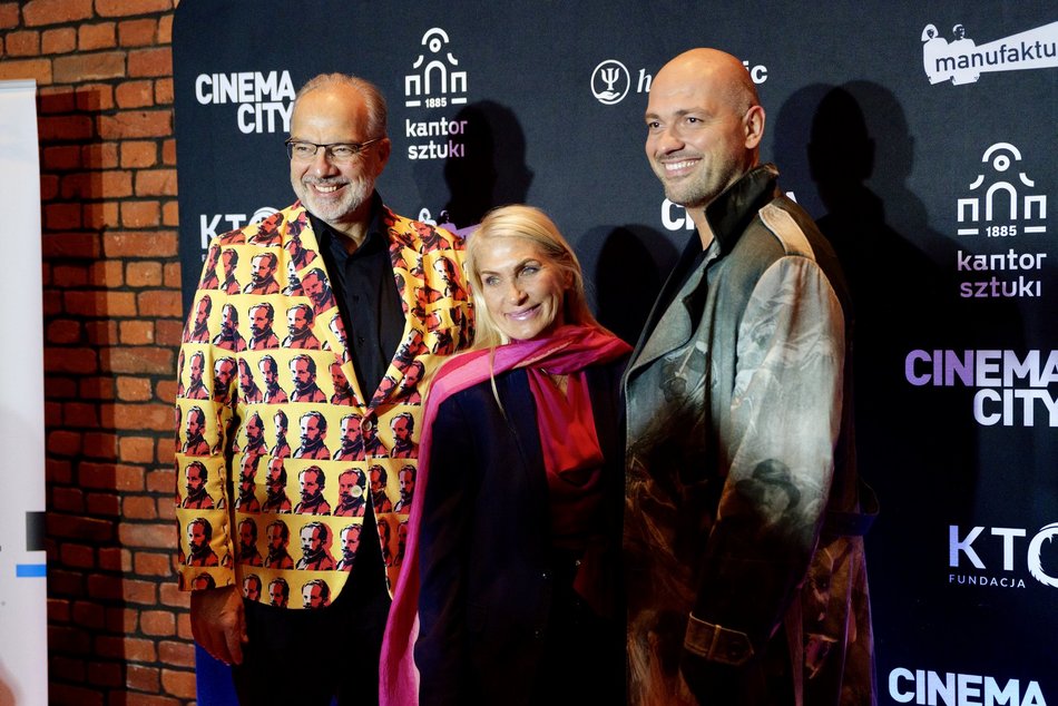 Łódź. Przedremierowy pokaz filmu Wojciecha Smarzowskiego w Łodzi. Pełna sala i znani goście