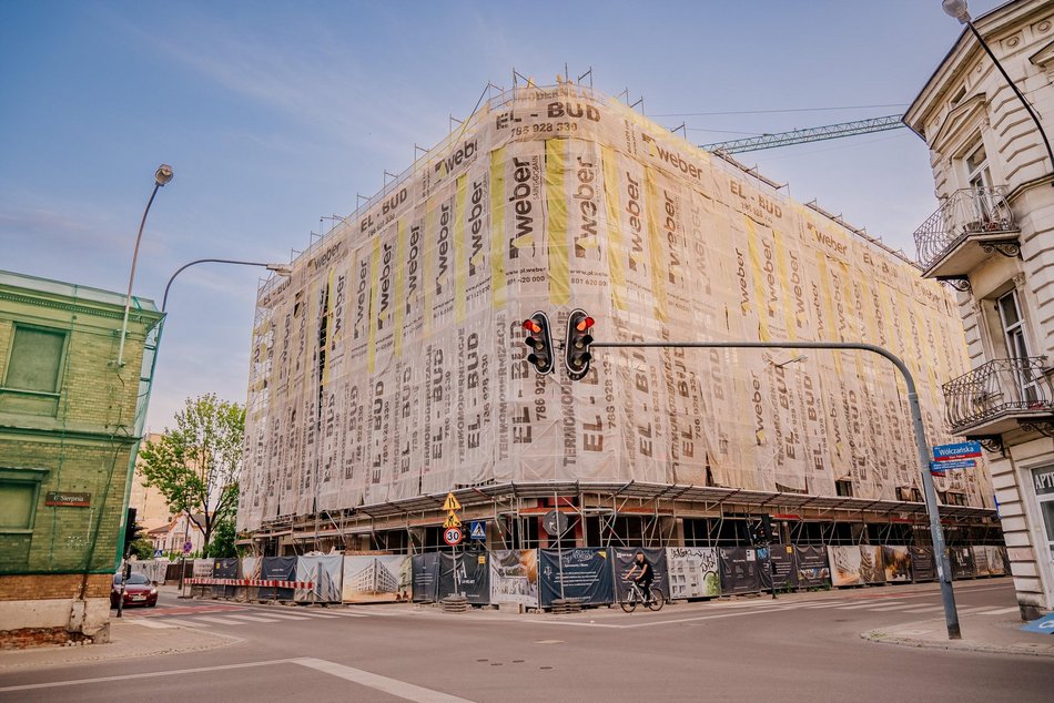 Łódź. Ul. 6 Sierpnia 10 w Łodzi