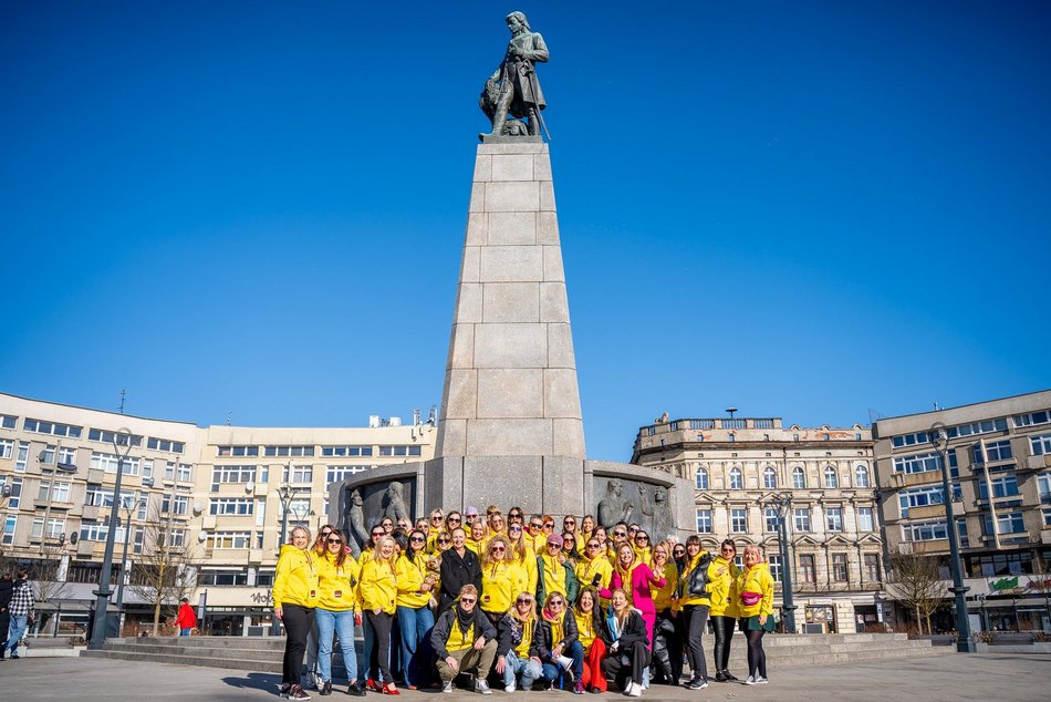 Łódź. Zobacz, jak "Babski Rajd AutoMocne" popędził Piotrkowską w Łodzi!