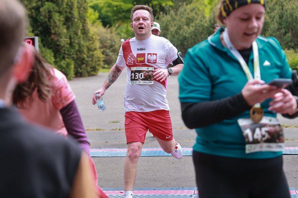 Łódź. Botaniczna Piątka. Setki łodzian pobiegły w Ogrodzie Botanicznym w Łodzi