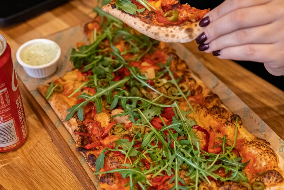 Łódź. Restauracje w Łodzi otwarte po północy. W sam raz na nocny głód!