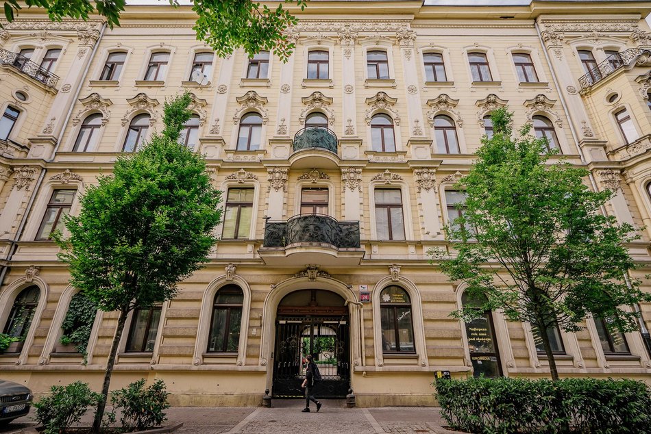 Łódź. Kamienica przy ul. Rewolucji 1905 r. 24