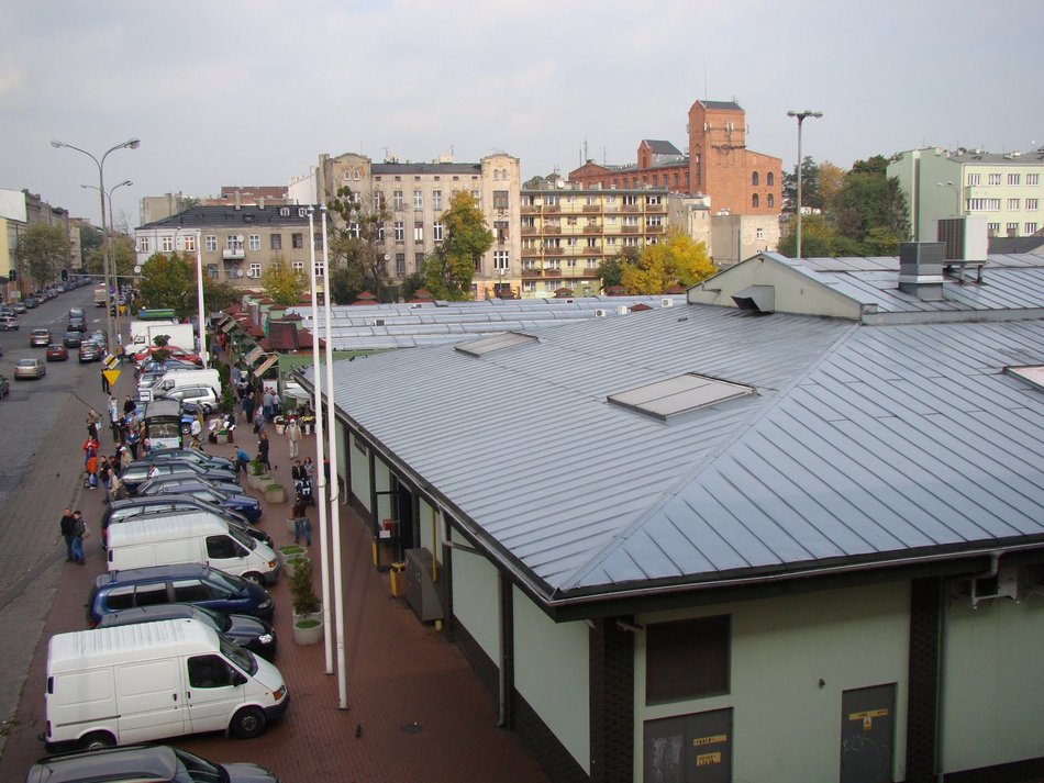 Łódź. Jak dojechać MPK Łódź na rynki? Sprawdź, którymi liniami dotrzesz na zakupy