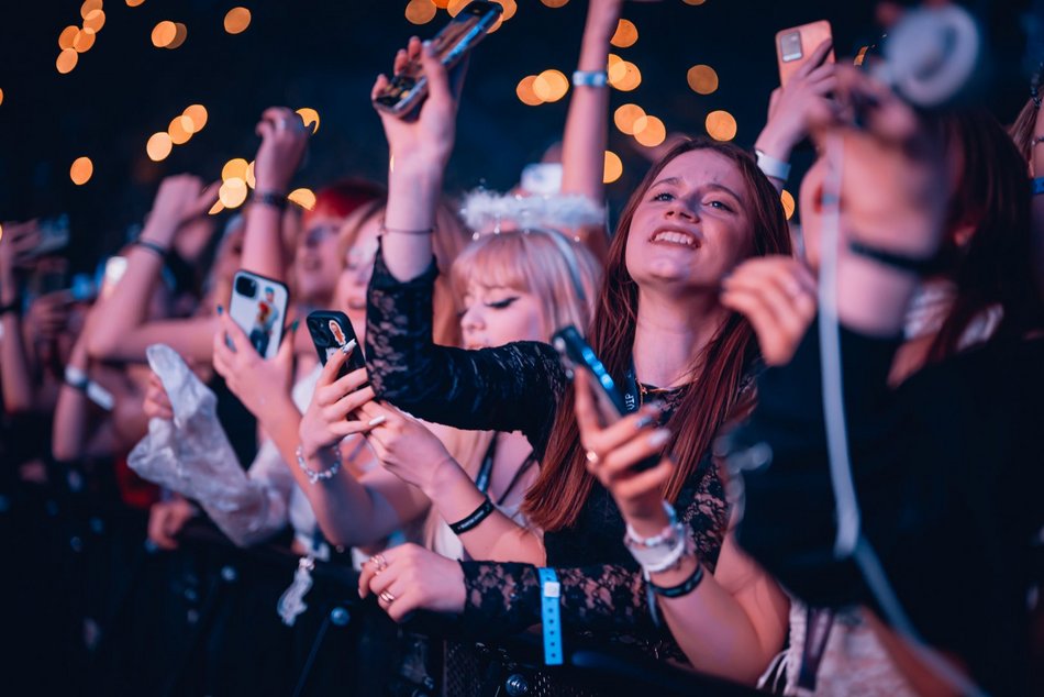 Łódź. Koncert Chase Atlantic w Atlas Arenie. Australijsko-amerykańskie trio zagrało w Łodzi