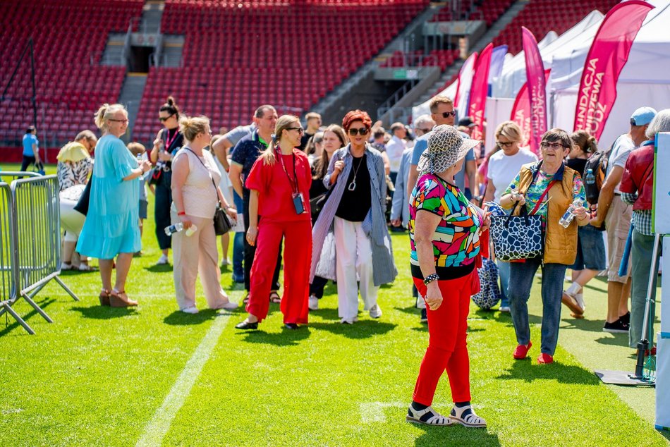 Huczny finał Senioraliów 2026 w Łodzi. Jolanta Kwaśniewska, zajęcia fitness, stoiska i inne