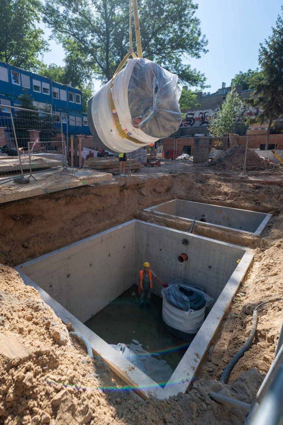 Łódź. Remont famuł przy Ogrodowej w Łodzi. Zobacz, co dzieje się na przeciwko Manufaktury!