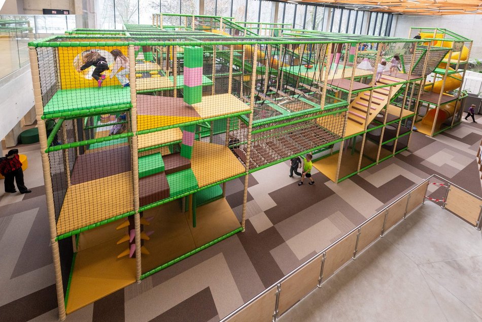 Łódź. Nowy figloraj w Orientarium Zoo Łódź bez barier. Sala zabaw dostosowania dla dzieci neuroatypowych